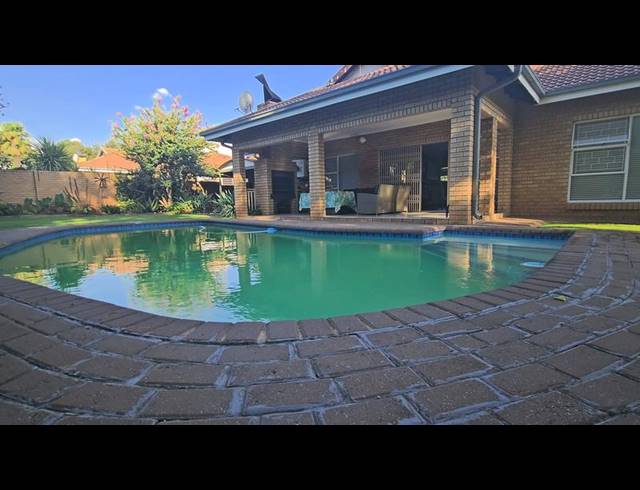 3 BEDROOM TOWNHOUSE FOR SALE IN THREE RIVERS PROPER